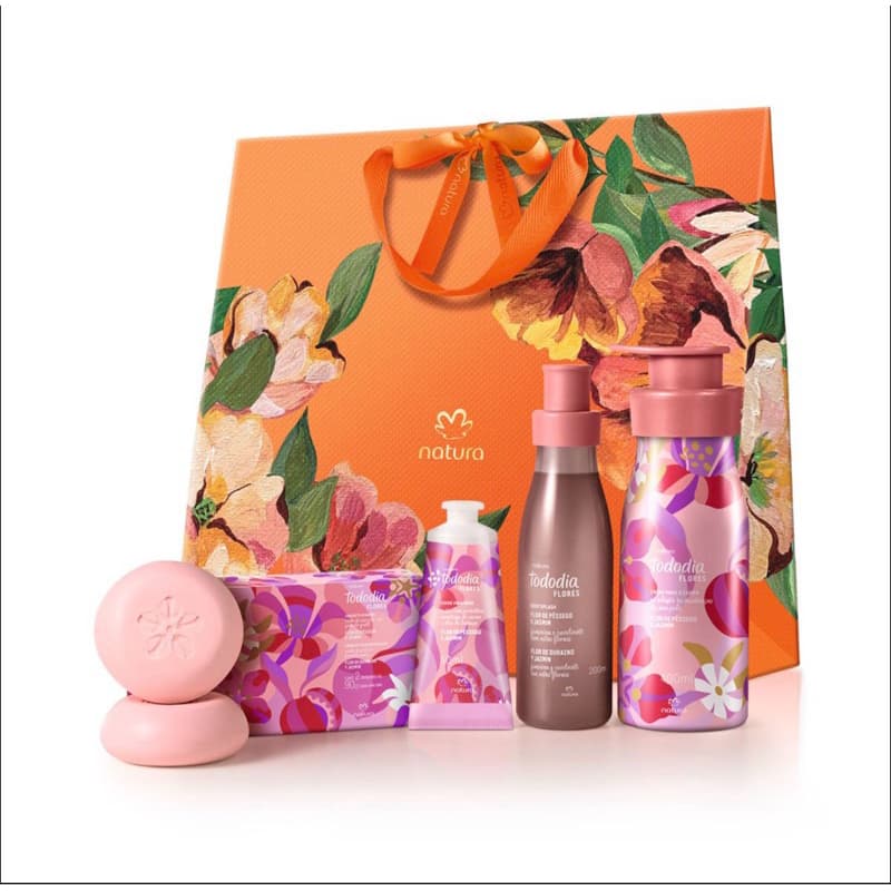 Kit Presente Dia das Mães Natura Tododia Flores Body Splash + Hidratante + Sabonetes + Creme Mãos