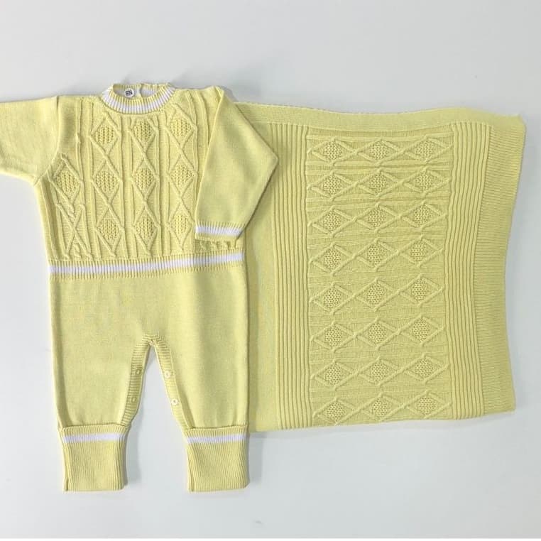 Saida Maternidade Macacão e Manta Ponto Perola Tricot Roupa de Bebê Enxoval Kit 2 Peças