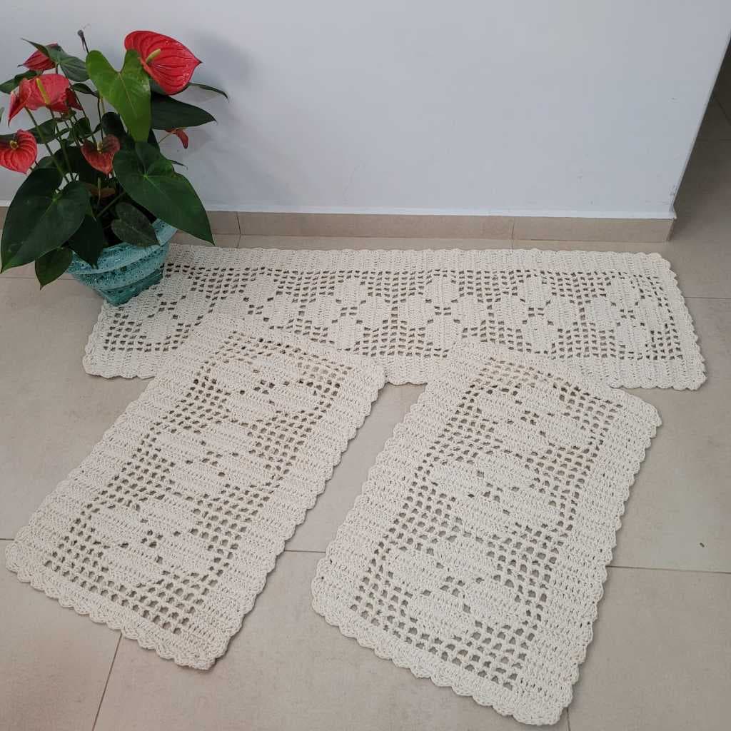 Kit 3 Peças  Passadeira e Tapetes de Crochê  "6 Rosas Crochê Feito a Mao Barbante Algodão Macio