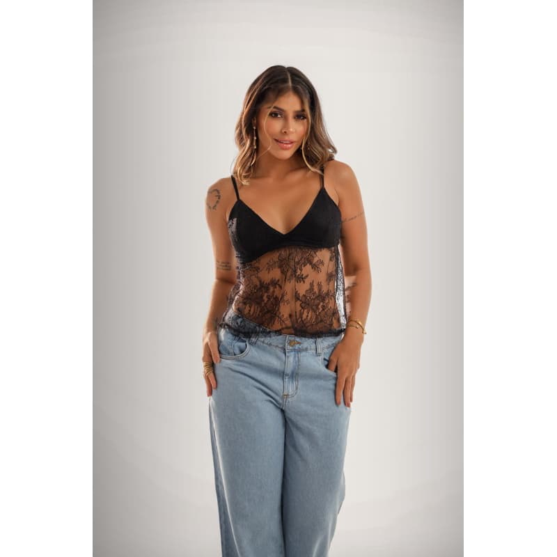Blusa de Renda com Bojo
