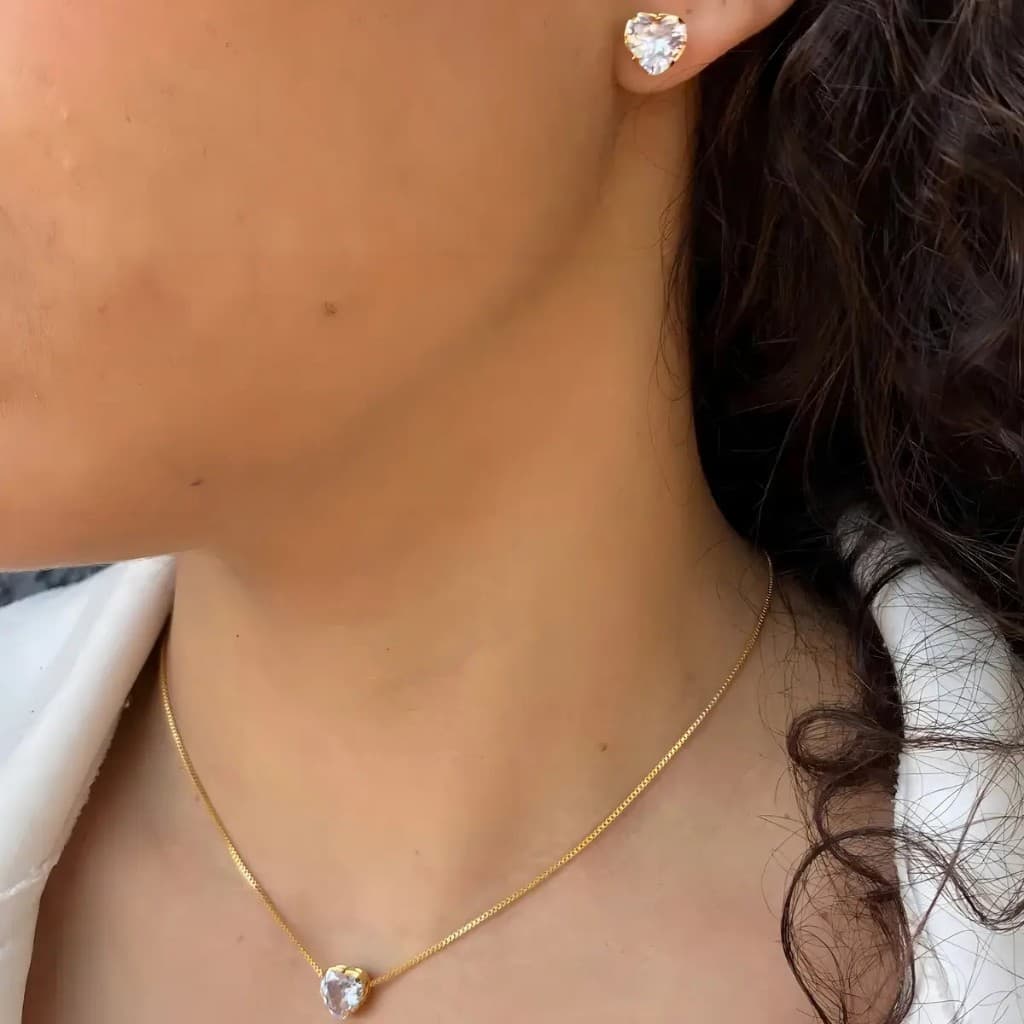 Conjunto Colar E Brinco Coração Dourado Folheado A Ouro 18k Corrente Gargantilha Choker Feminina para Presentes
