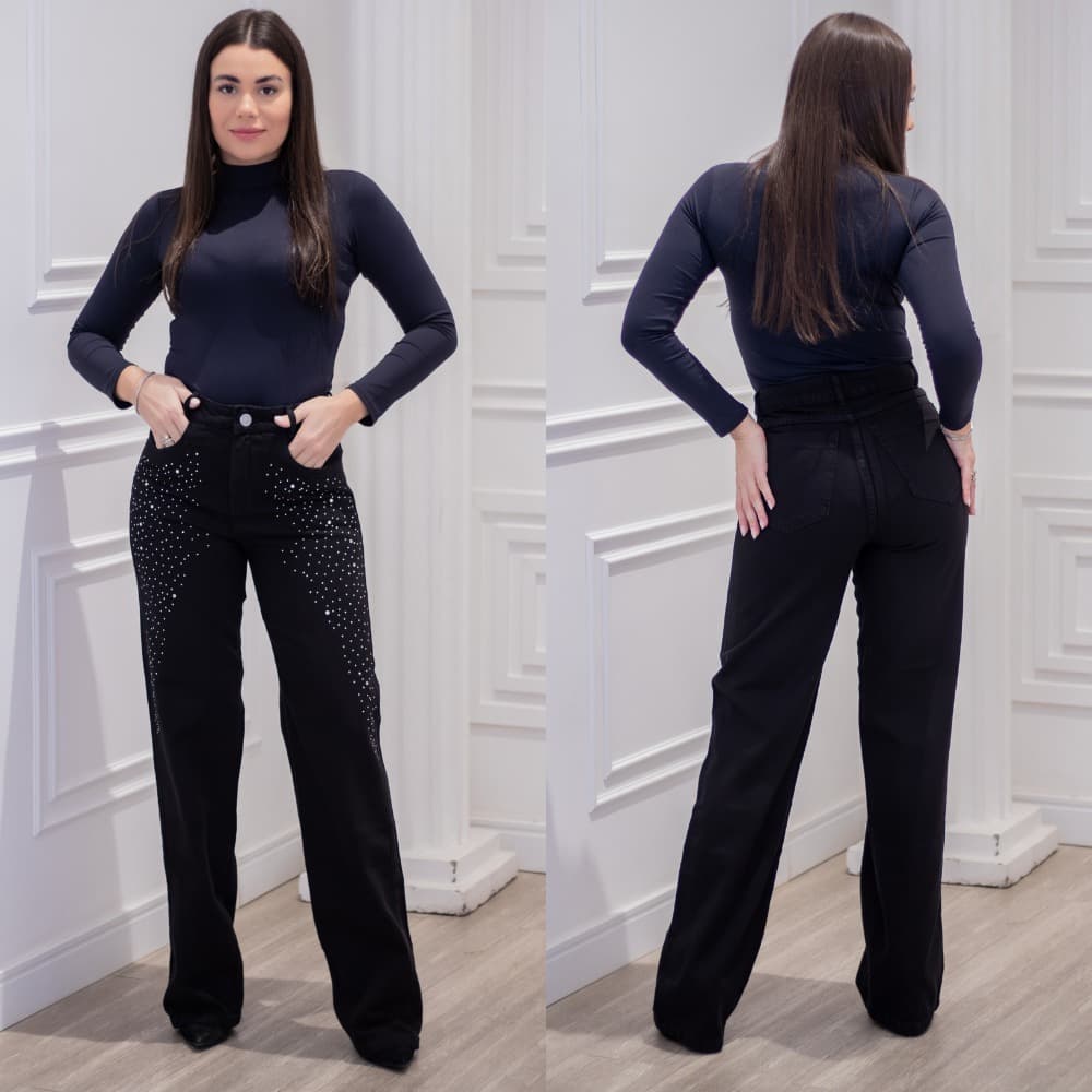 Calça Jeans Wide Leg Com Strass na Frente, Cintura Alta - Modelo Brilho Lateral