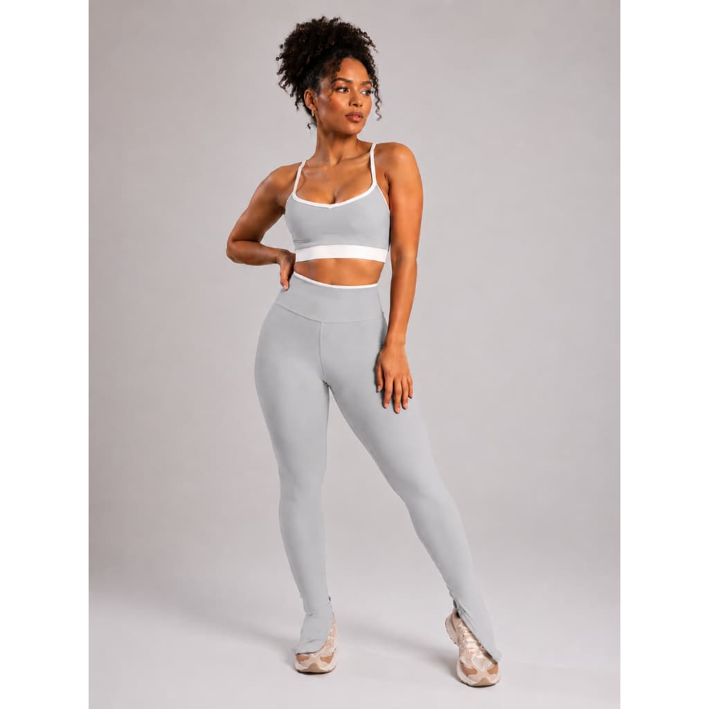 Conjunto Aline Top Alças Finas e Legging Flare com Fenda