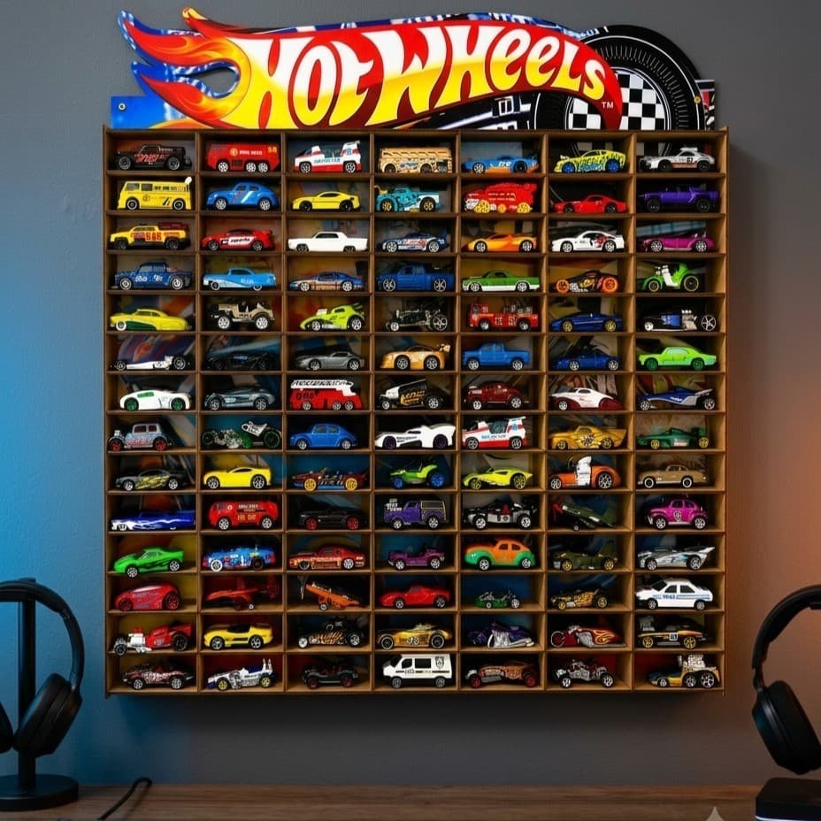 Expositor Porta Carrinhos Hotwheels 105 Lugares Prateleira Suporte Organizador Adesivado Mdf