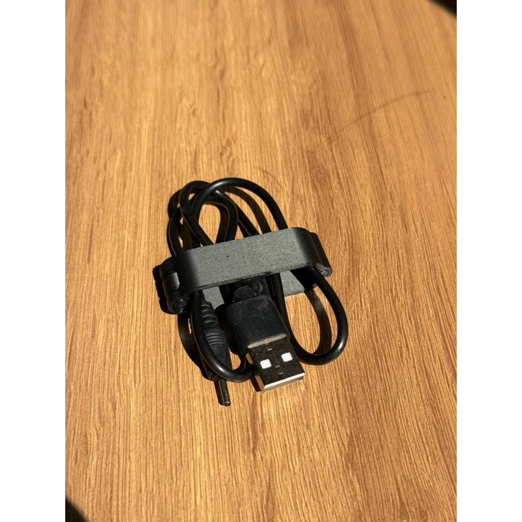 Organizador de Cabo USB Celular Iphone Som Portátil Cores Preto