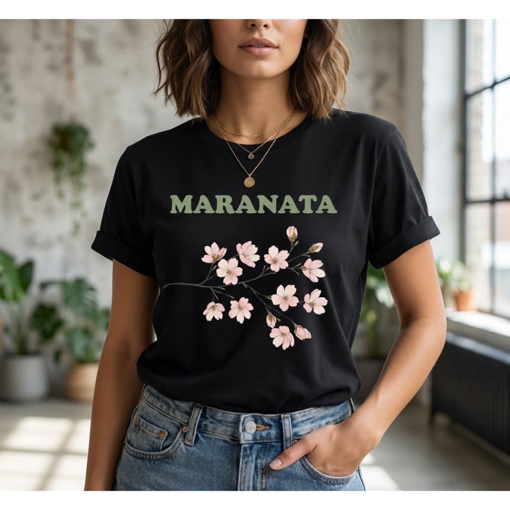 Camiseta Feminina Maranata Gospel Moda Evangélica Estilosa Floral T-shirt Cristã Feminina Casual Versátil Igreja Street