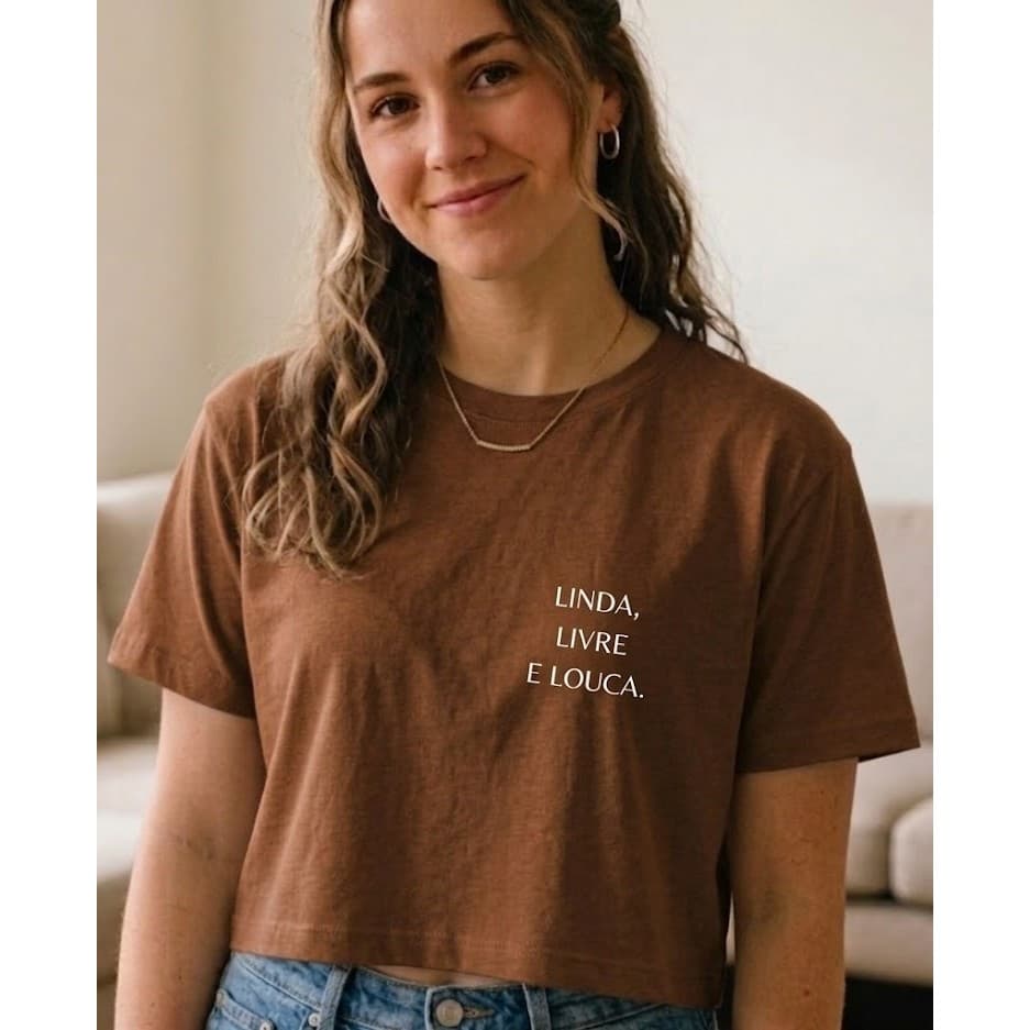 Cropped Camiseta Feminina 100% Algodão Gola Redonda Básica Curta Promoção Blogueira Confortável Minimalista