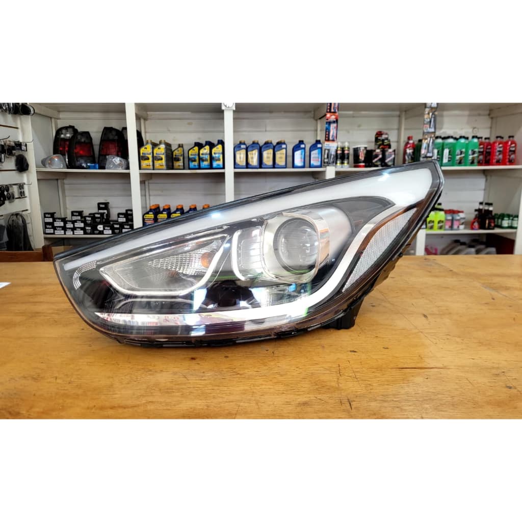 Farol Esquerdo Hyundai IX35 2015/2018 com LED original 92101-2Sxxx