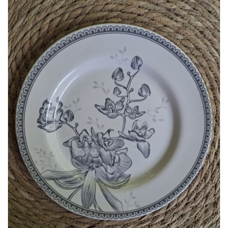 Prato sobremesa porcelana.