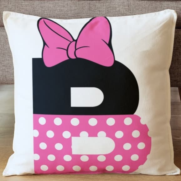 Capa de Almofada Oxford 45x45cm Inicial Nome Alfabeto Minnie Rosa Menina Lacinho Decoração Quarto Infantil