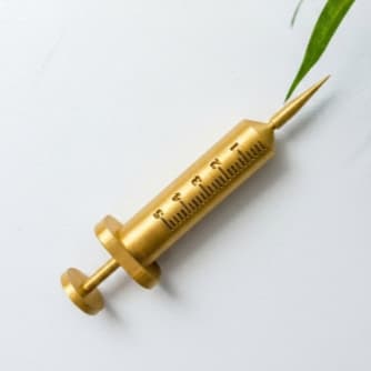 Seringa Decorativa para Clínicas Consultórios Odontologicos Harmonização Preenchimento Facial Salões