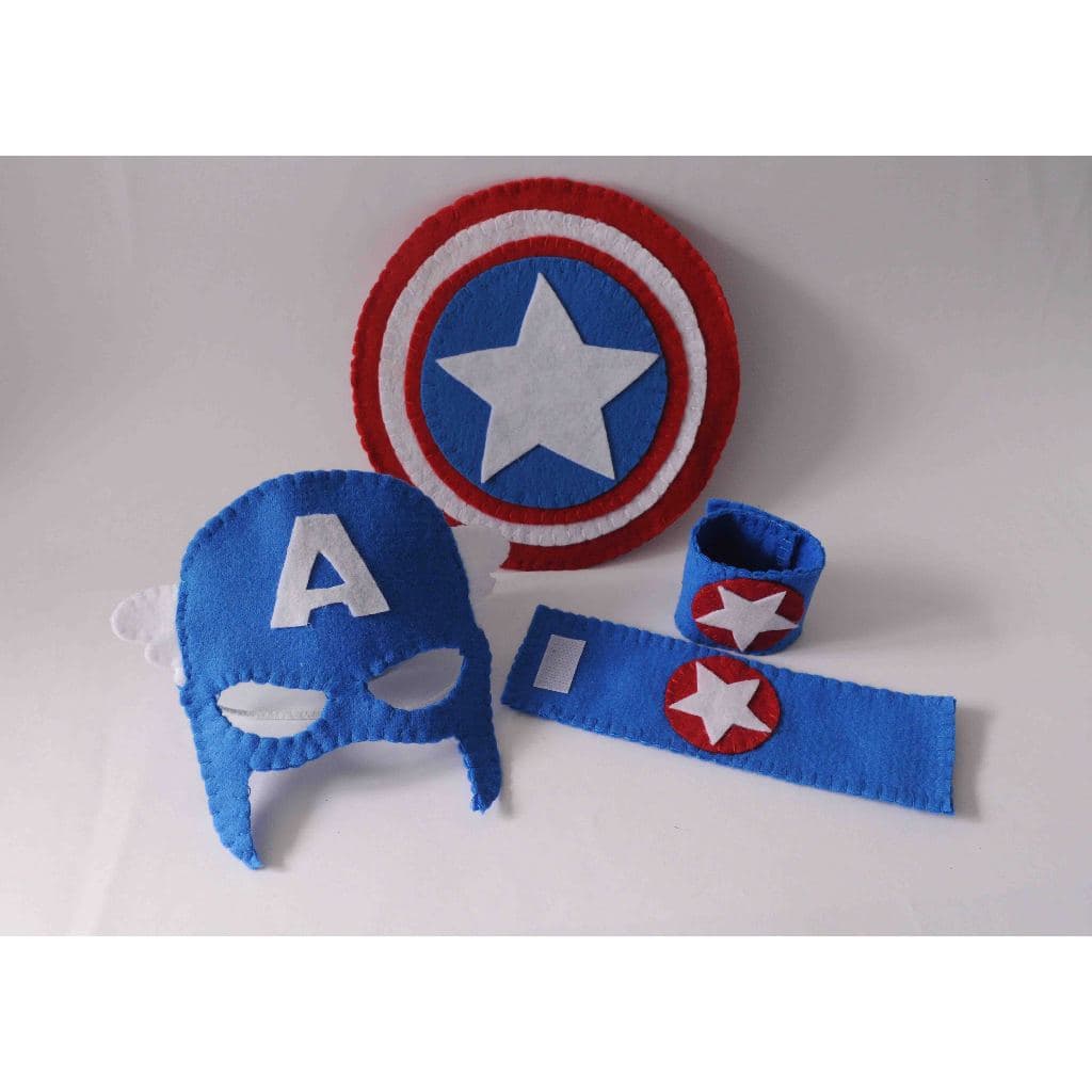 Fantasia Capitão América para ensaio NewBorn . Ensaio NewBorn Capitão América. NewBorn. Fantasia Capitão América.