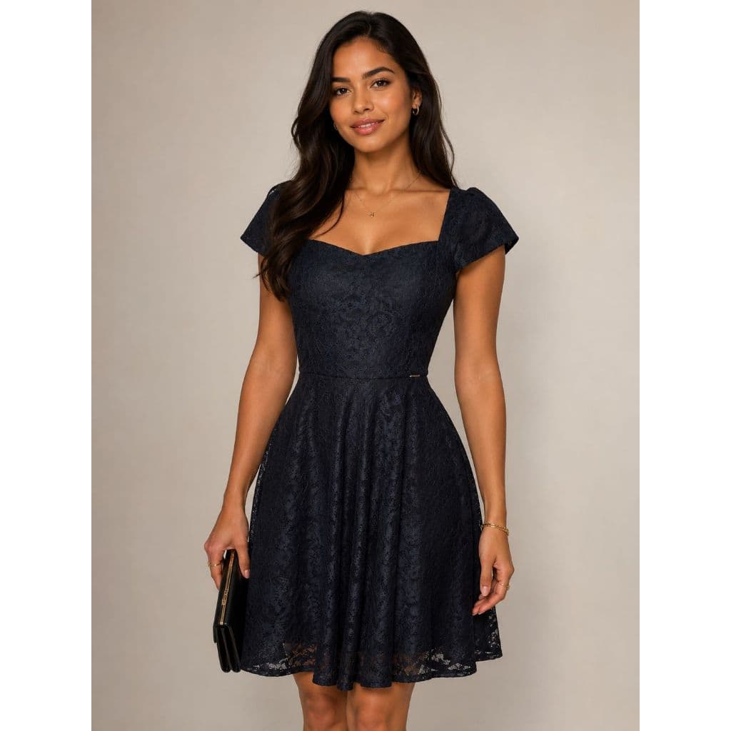 Vestido Feminino Curto Rodado em Renda Azul Marinho Manga Curta Elegante Festa Casual