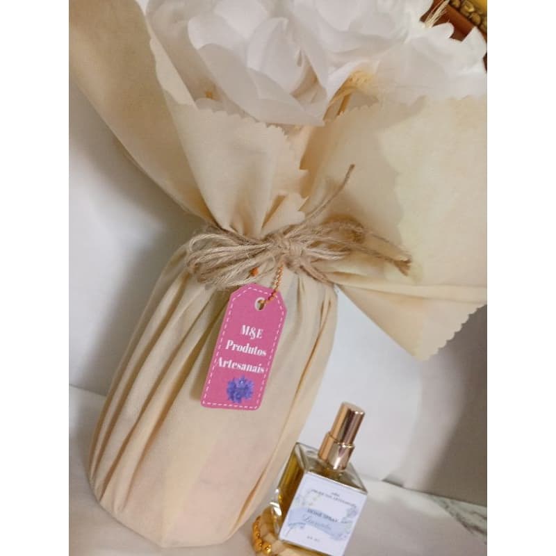 ARRANJO DE FLORES ARTESANAIS PERFUMADAS MAIS CHEIRINHO DE 50 ML
