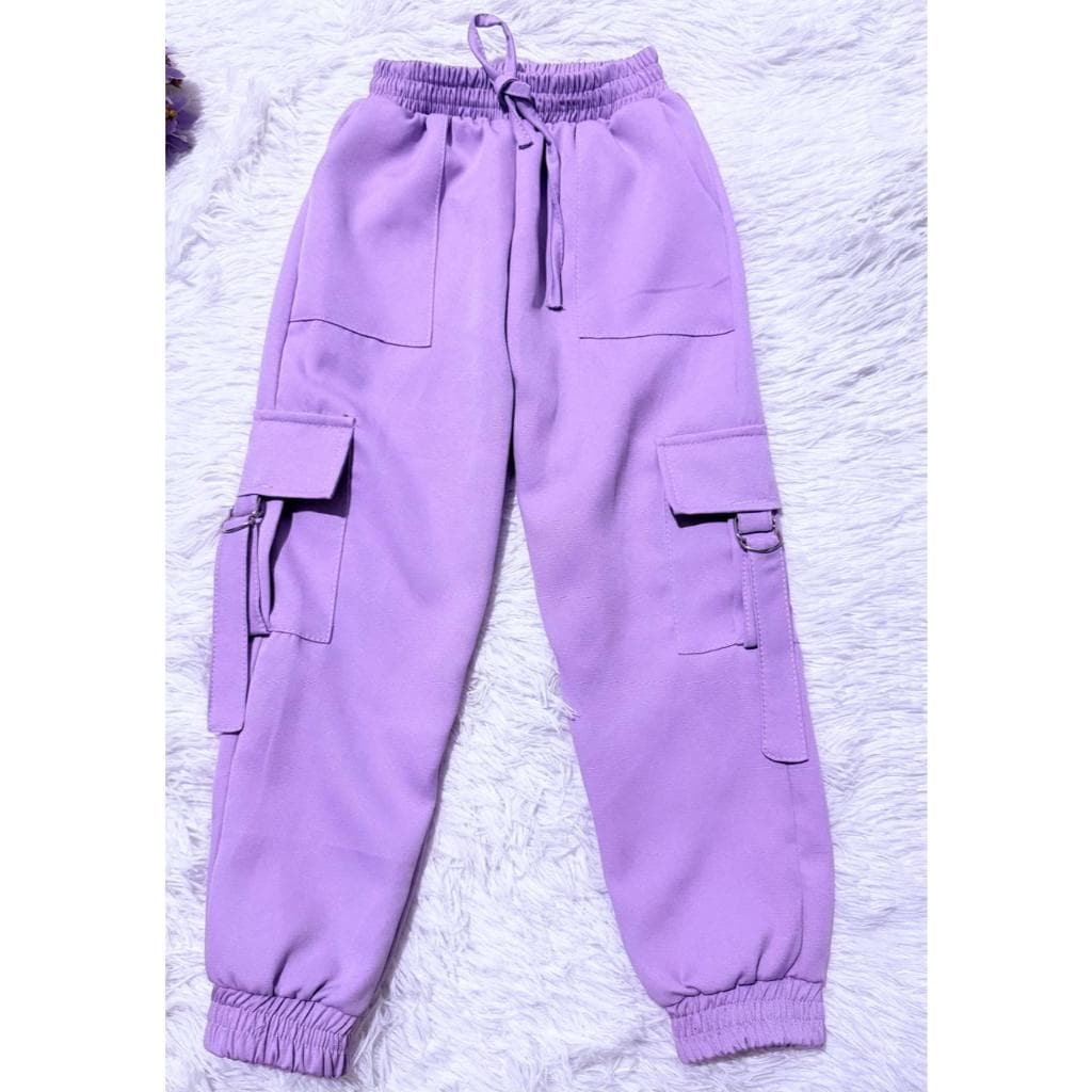 kit 2 calças jogger cargo  infanti e juvenil moda inverno feito em alfaiataria  ENVIO COM CORES SORTIDAS