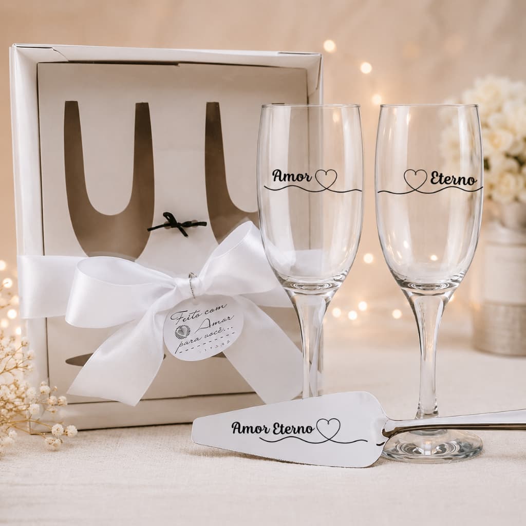 Kit Noivos -  Caixa + espátula + 2 Taças vidro champanhe/ Noivos/ Casamento/Noivado - Pronta entrega