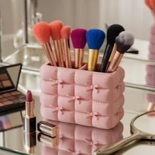 Porta-Pincéis Organizador de Maquiagem – Elegância e Praticidade para sua Penteadeira