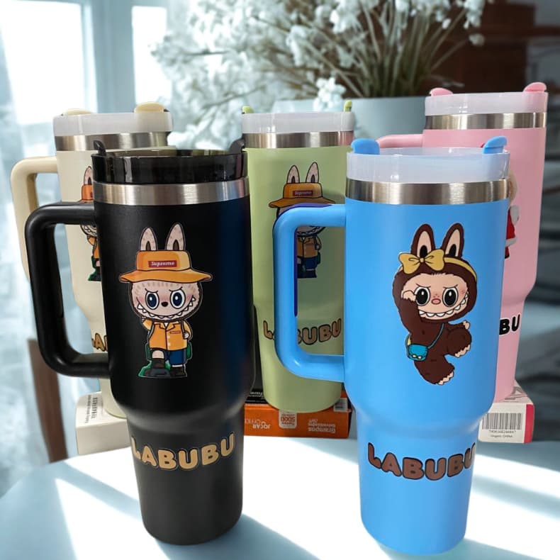 Copo Térmico 1200ml Desenhos Animados Com Tampa E Canudo Labubu