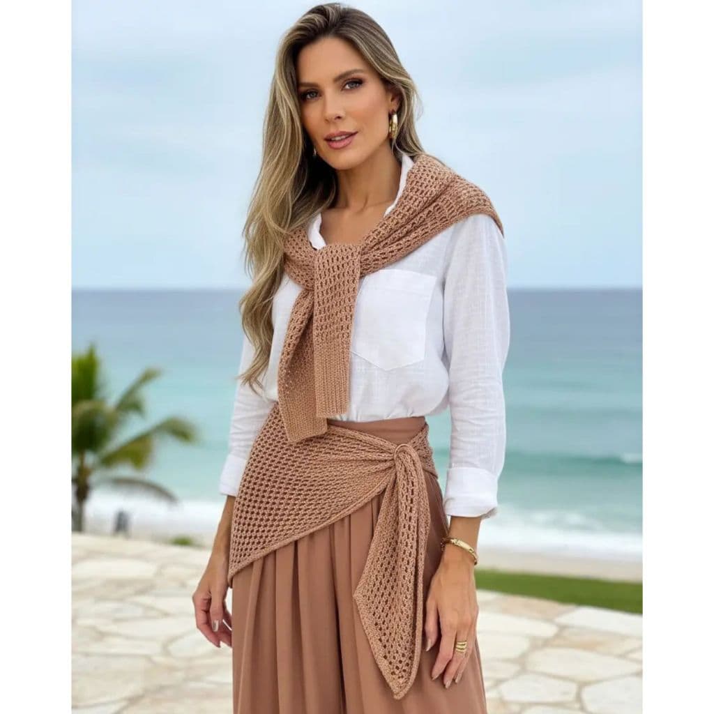 Lenço Bandana Em Tricot Feminino Artesanal Em Algodão Estilo com Broche Dourado