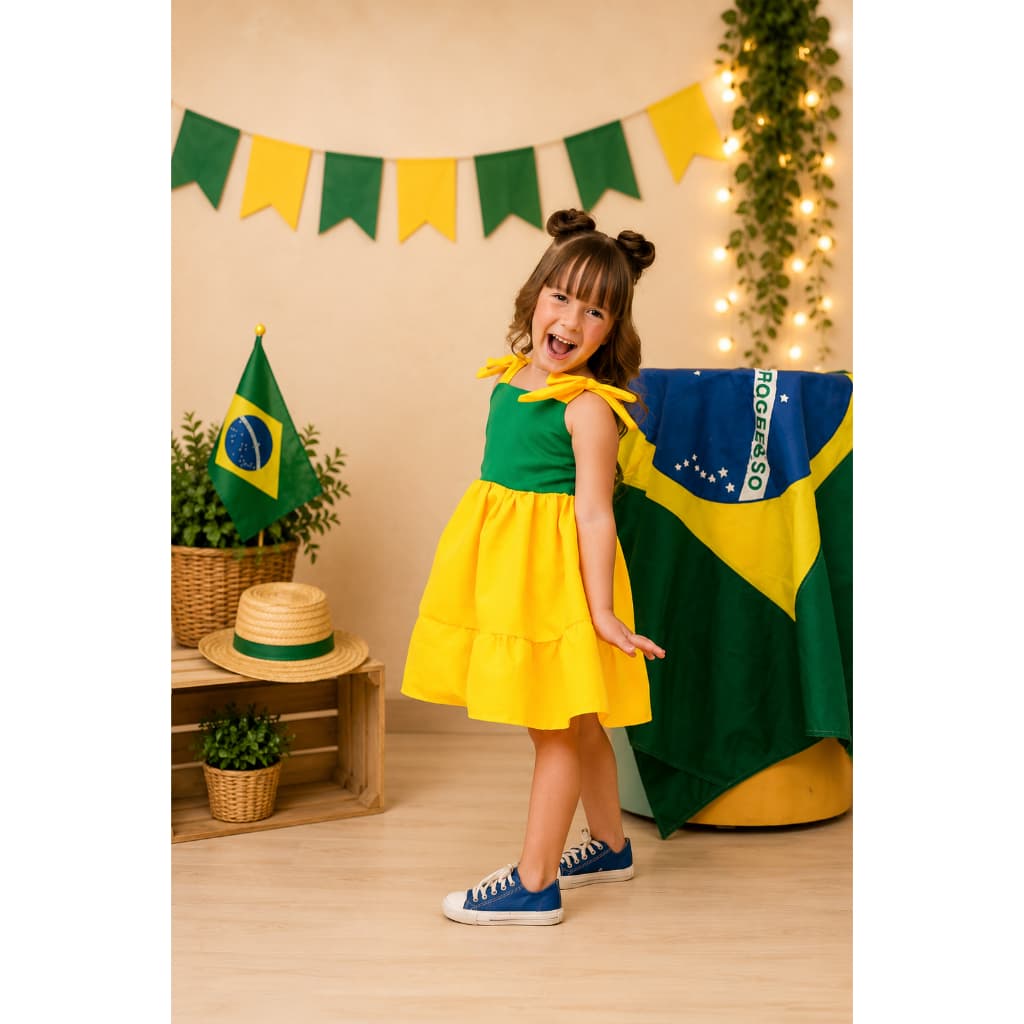 Vestido Infantil Brasil Verde e Amarelo com Laço nos Ombros | Vestido Temático Menina