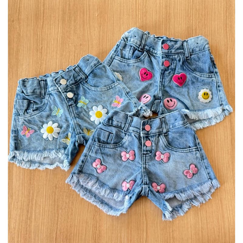Short Jeans Infantil bordado Meninas com Ajuste na Cintura 4 anos Estiloso Tecido Grosso Blogueirinha