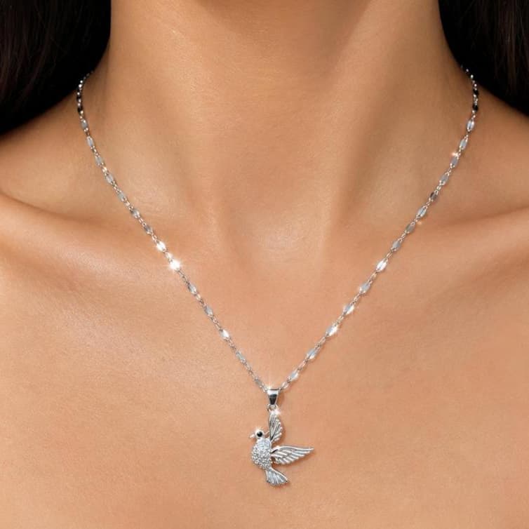 Colar beija flor feminino Prata Aço Inoxidável com Zircônias Delicado e Elegante