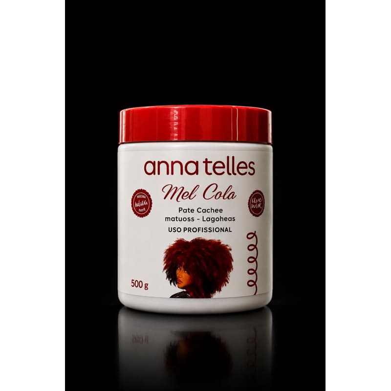 MáAnna Telles cabelos crespos e cacheados