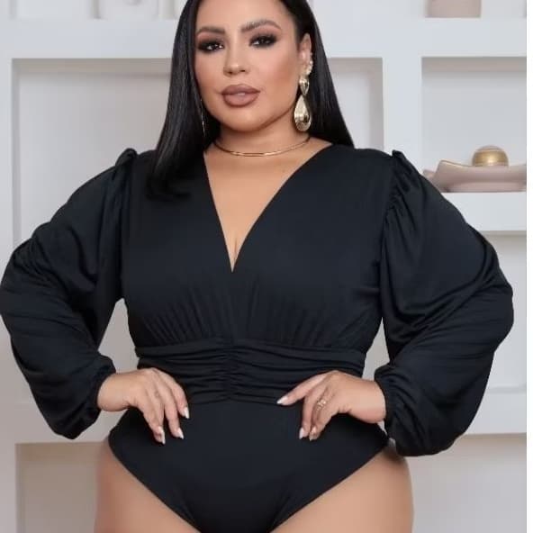💫Body Feminino Plus Size Manga longa Decote V elegante💫