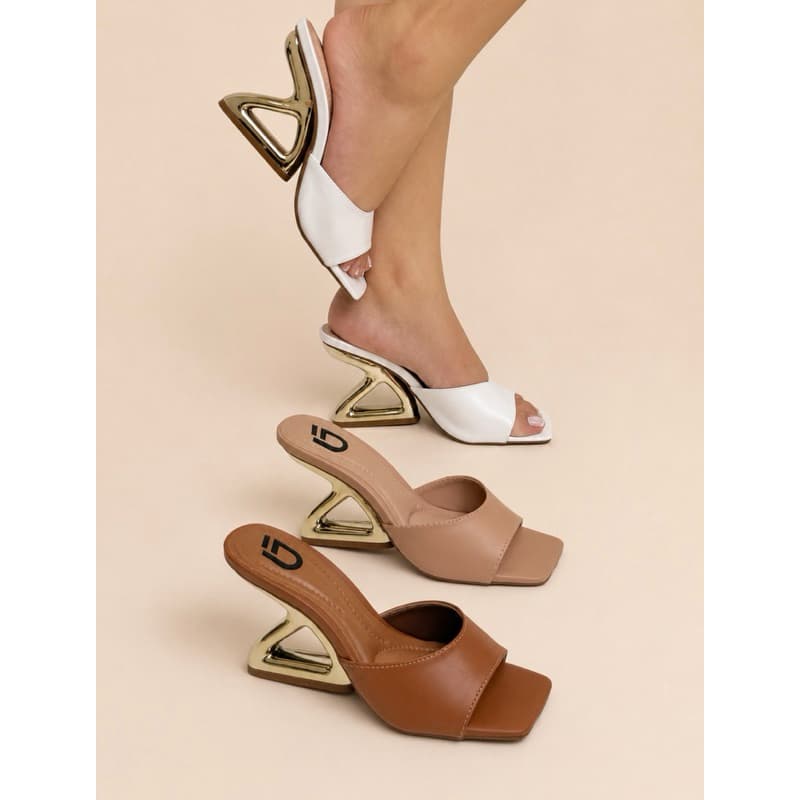 Tamanco Feminino Salto Geométrico Dourado 7cm Bico Quadrado Elegante