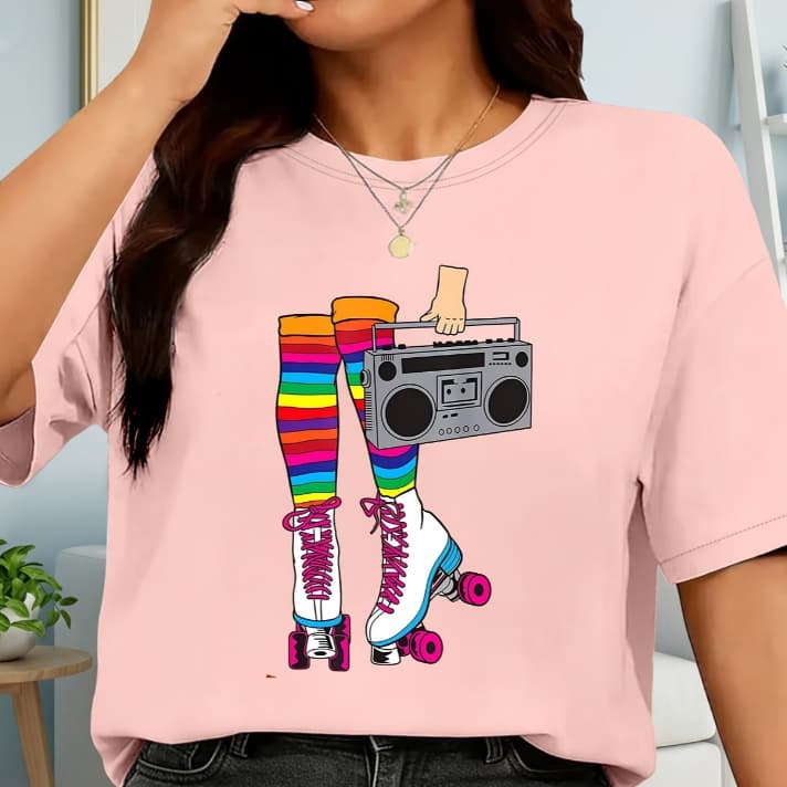 Camiseta Feminina Patins Retrô Anos 80 Meias Coloridas Boombox 100% Algodão