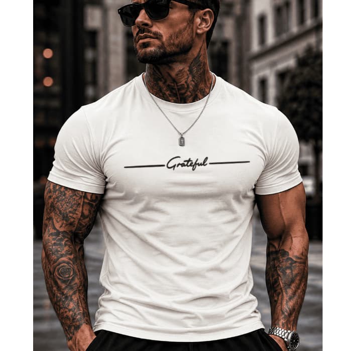 Camiseta masculina de manga curta com gola redonda, estampa Letras Pequenas, estilo de rua da moda