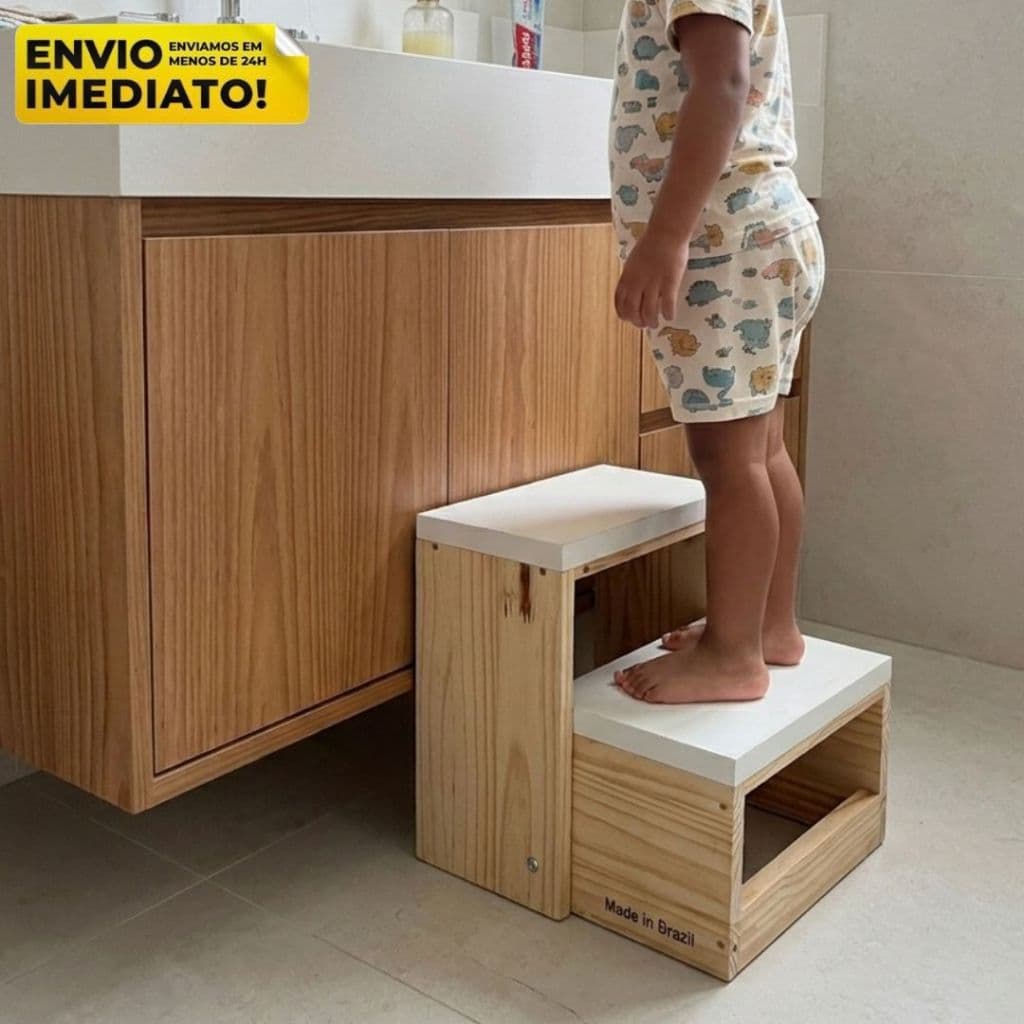 Escadinha Dobrável Multiuso Banqueta Dobravel 2 Degraus Criança Pet Adultos Idosos Banco Madeira Pinus Manicure