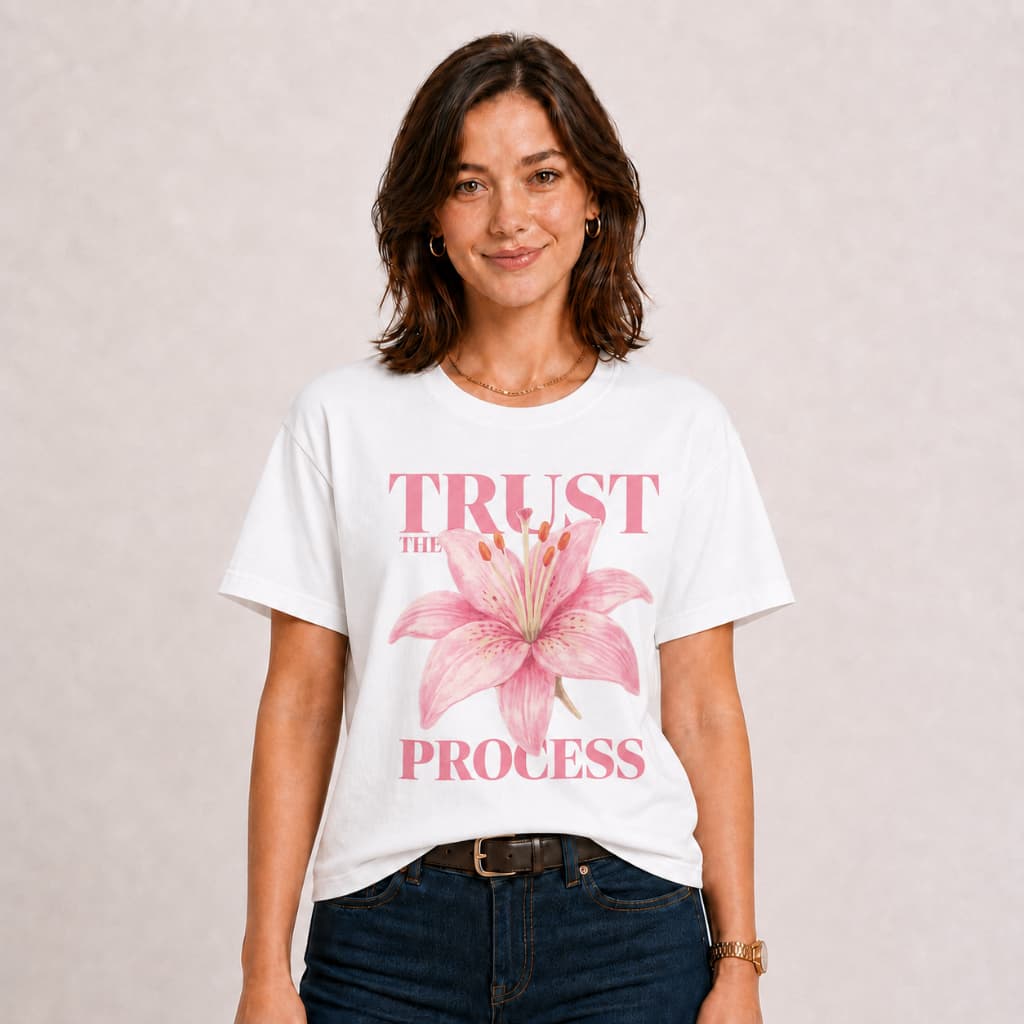 Camiseta T-Shirt Feminina Estampada Trust The Process, 100% Algodão.