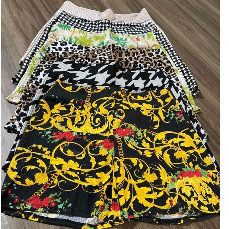 Kit Com 3 Shorts Estampas Sortidas para Casa Dormir e Caminhada Moda Feminina Casual Tamanho Único