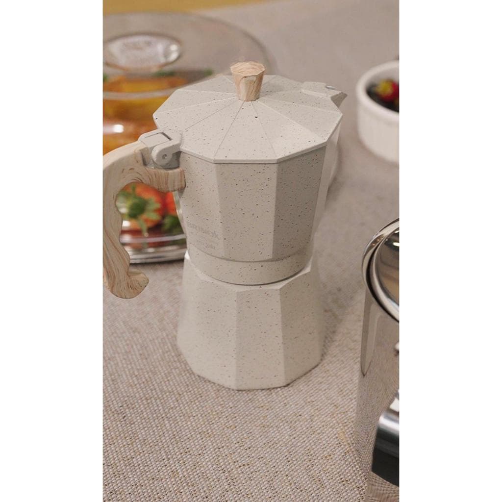 Cafeteira Italiana Verona em Alumínio 300ml Cor Vanila Brinox, proporciona 06 xícaras.