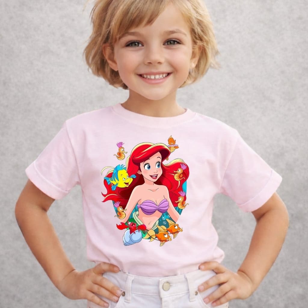Camiseta Infantil Menina Pequena Sereia Ariel Linguado e Sebastião Princesas Blusa Juvenil Premium