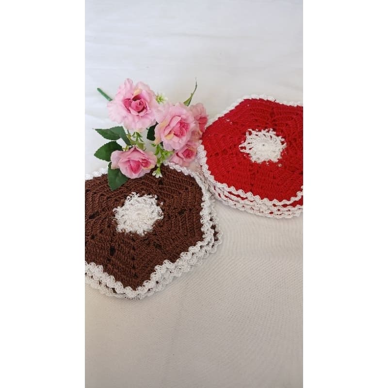 Kit com 5 toalhinhas de crochê/ kit toalhinha de crochê pequena para decoração