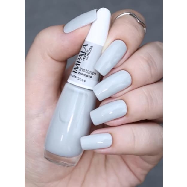 Esmalte Impala cremoso cinza INSTANTE 7,5ml