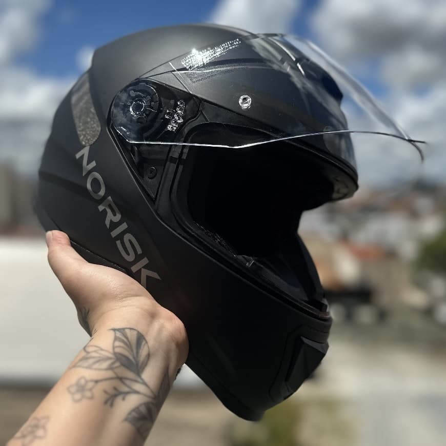 CAPACETE NORISK RAZOR ORIGINAL MONOCOLOR PRETO FOSCO MASCULINO FEMININO BASICO OFERTA NOVO CLASSICO