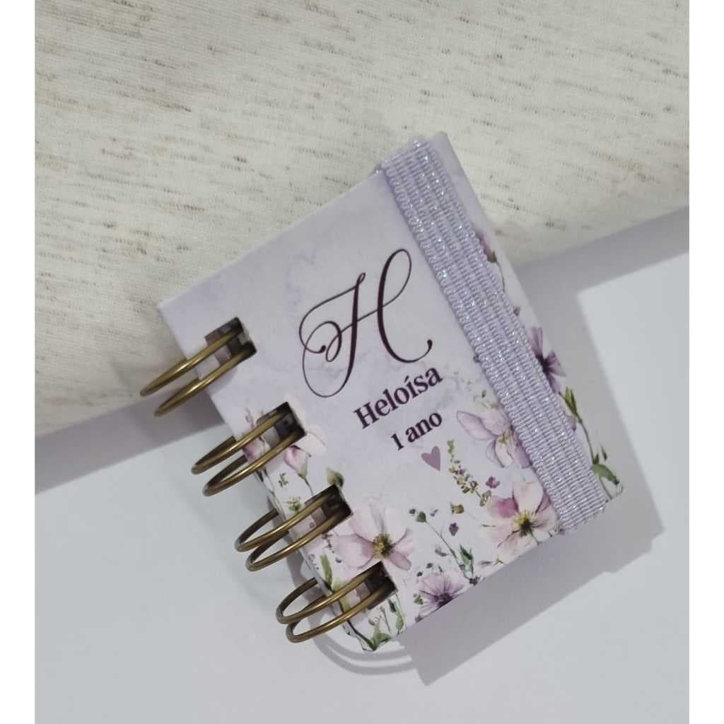 Chaveiro Mini Bíblia Femininas Personalizado Com Inicial e Nome | Presente Evangélico