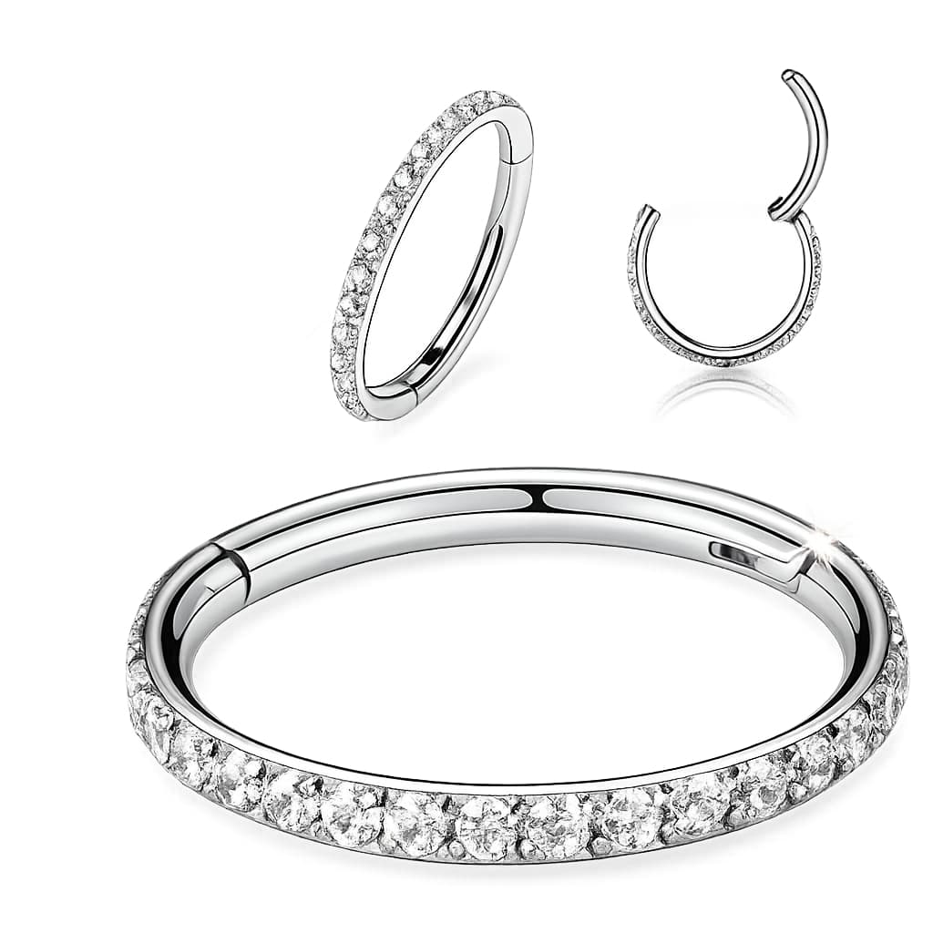 Piercing Argola cravejada em titânio ASTM F136, antialérgico, com fecho click e acabamento Premium