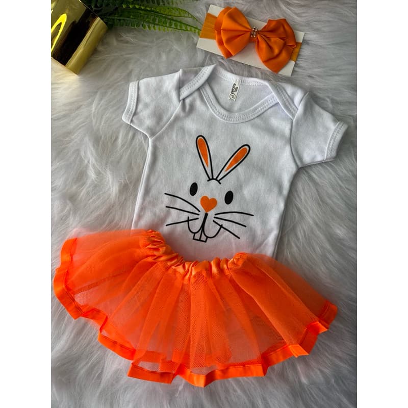 Conjunto Bebe 3 Peças Body Laço e Saia Tule Laranja Tematico Coelho Coelhinho Mesversario Fantasia