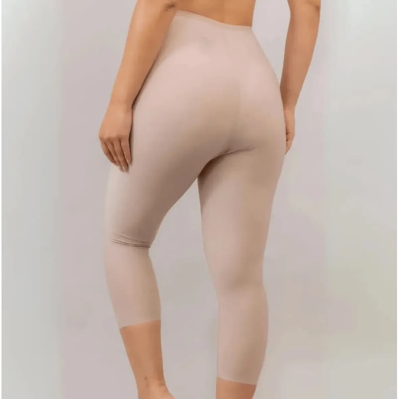 Calça Legging Modeladora Capri Segunda Pele Em Microfibra Bege e Preta Normal e Plus Size