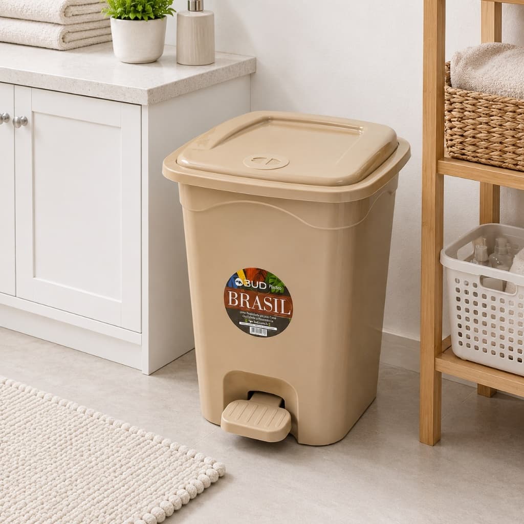 Lixeira Quadrada 13 L com Pedal e Tampa Reforçada para Cozinha Banheiro Lavanderia Escritório Casa