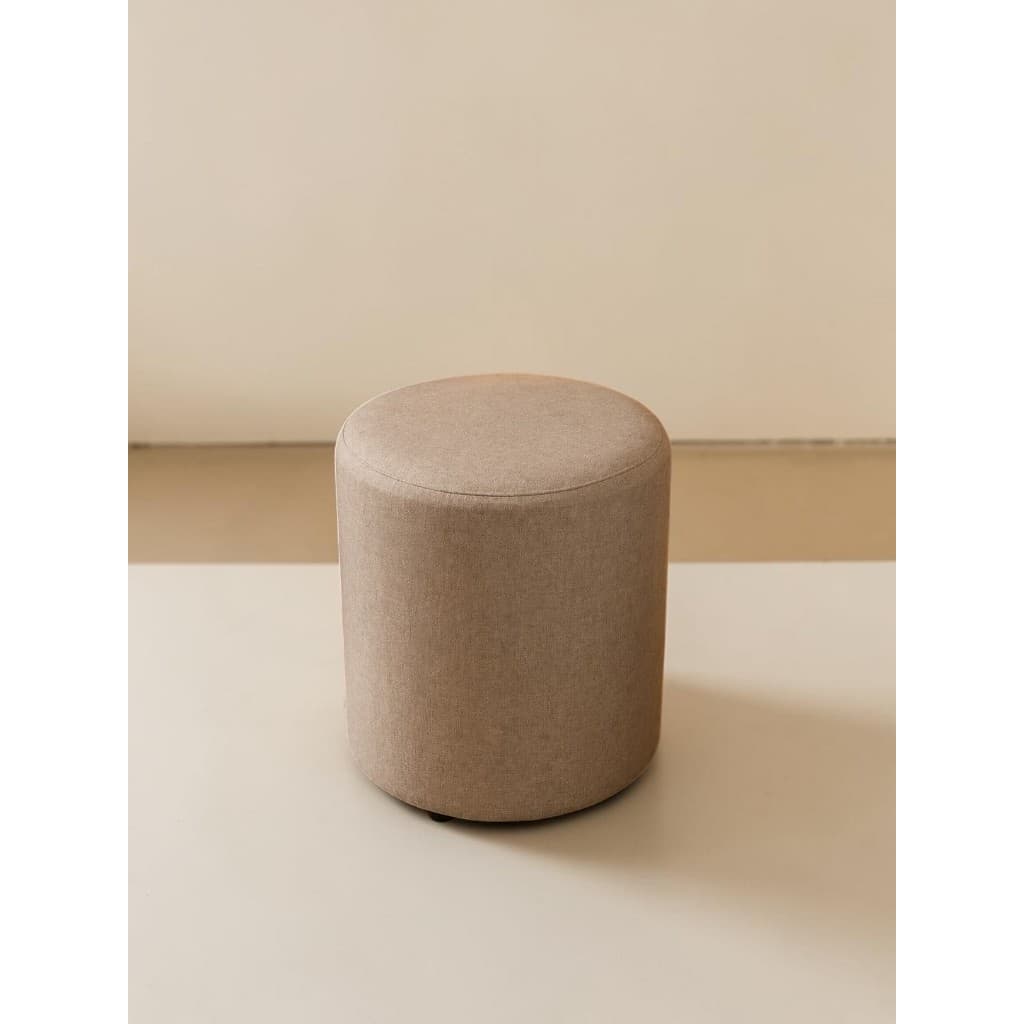 Puff Redondo Decorativo Linho Premium Banqueta Baixa para Quarto Sala Penteadeira Moderno Confortável