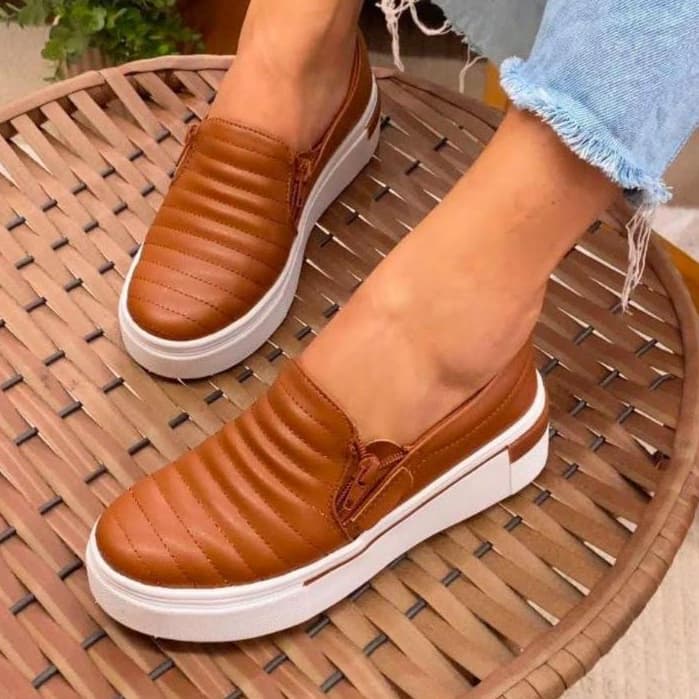 Tênis Slip On Feminino Casual Macio Antiderrapante Leve Para Trabalho Dia a Dia Frete Grátis