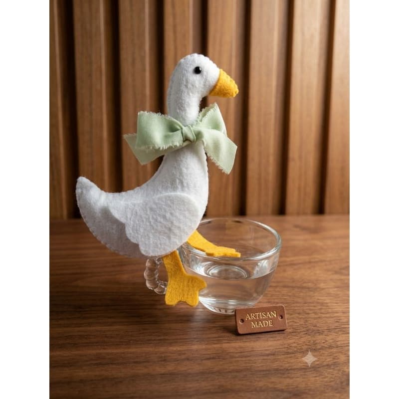Enfeite Decorativo Lembrancinha Ganso/Pato/Gansinho em feltro