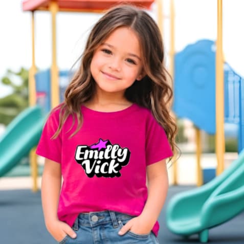 Camiseta dos Rosa Feminina Camisa Emilly Vick Rosa Pink Malha 100% Algodão Premium - Lançamento