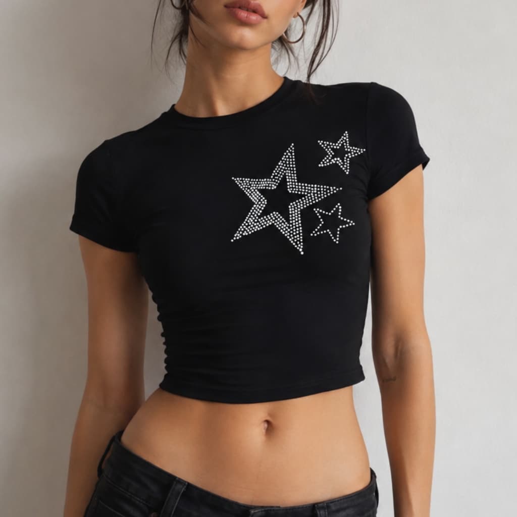 Cropped Feminina Estrelas Estilo Y2K Manga Curta Look Balada Gringa Moda Jovem