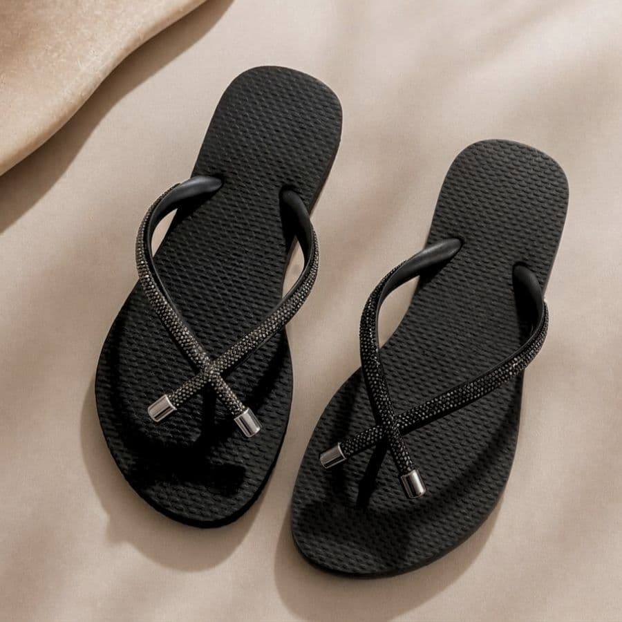 Chinelo Feminino Slim Luxo com Tira de Strass X Brilhante Confortável Leve  Rasteira Luxo